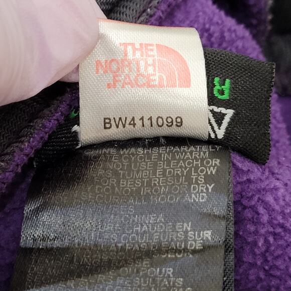 Vintage Y2K North-Face Fleece Jacket Womens S/M 18x25 Purple TNF - Picture 10 of 16